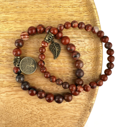 Breccie Jaspis Armbnd st m. Livets tr og fjer, 6 og 8 mm perler