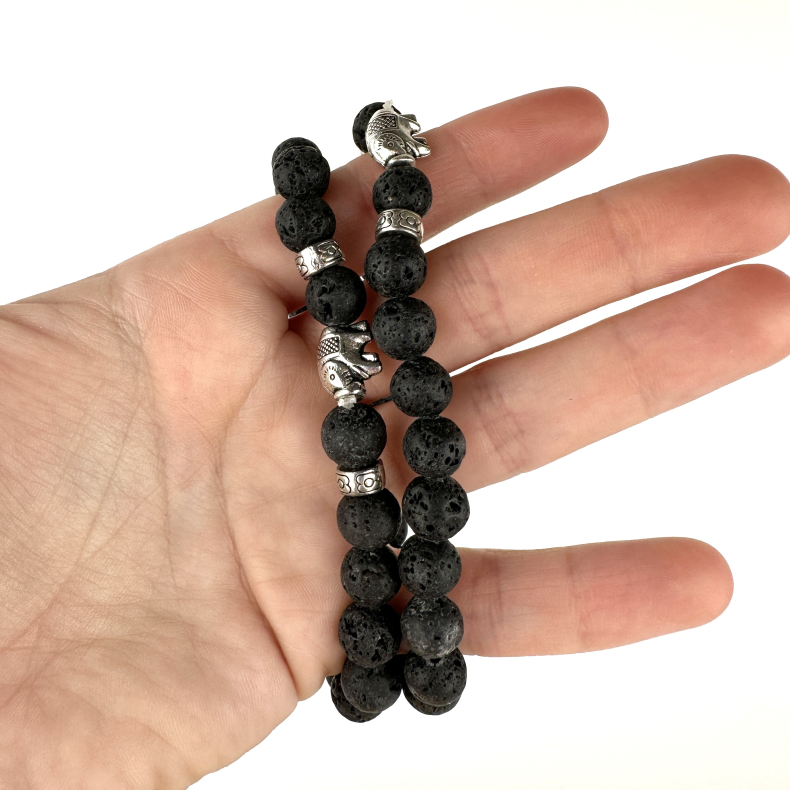 Lavasten armbnd m. elefant, 8 mm perler