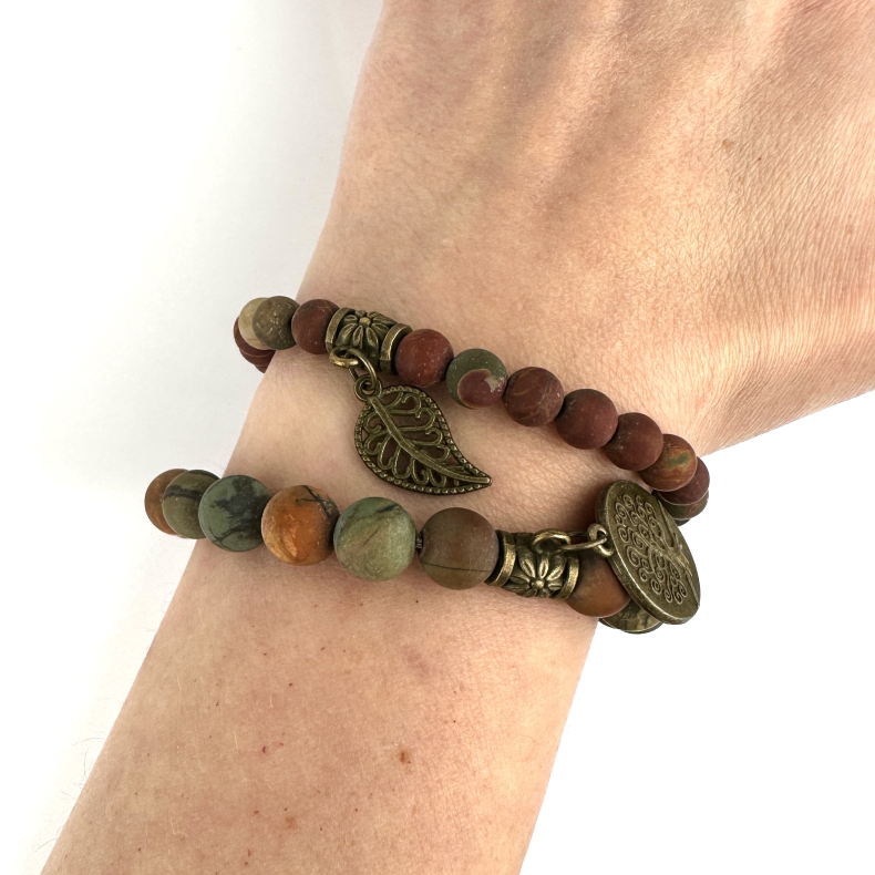 Picasso Jaspis (mat), armbnd st m. Livets tr og fjer, 6 og 8 mm perler