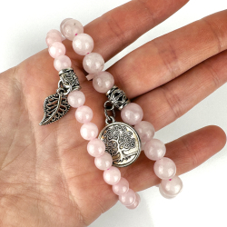 Rosakvarts armbnd st m. Livets tr og fjer, 6 og 8 mm perler