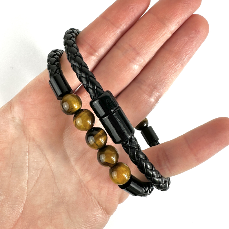 Tigerje imiteret lder armbnd, 8 mm perler