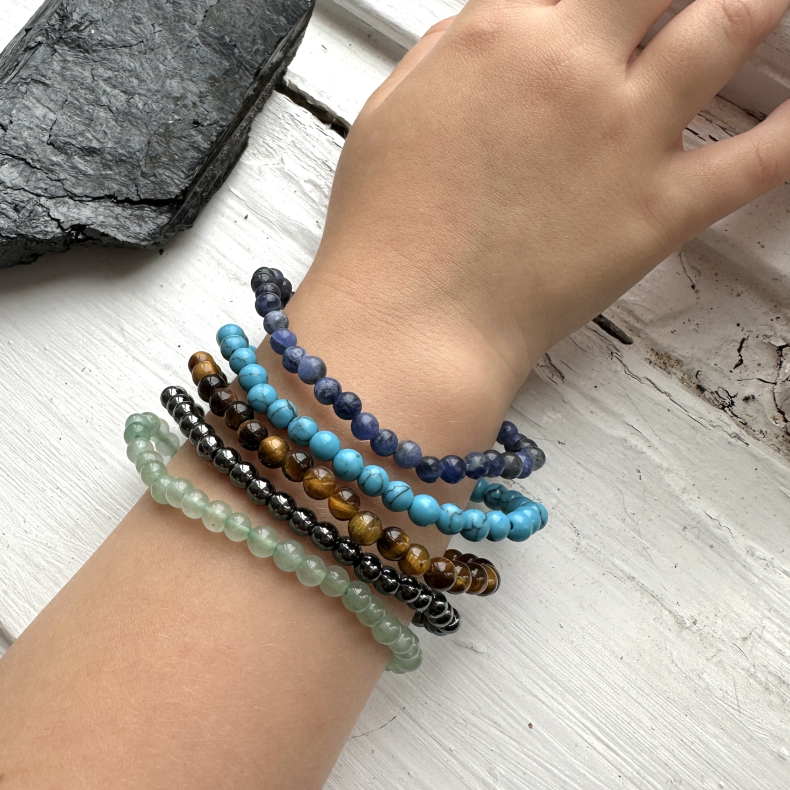 Bl Howlit Brnearmbnd