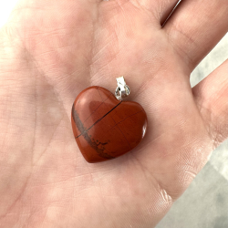 Rd Jaspis Hjerte Vedhng 