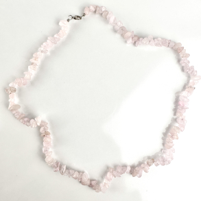 Rosakvarts halsk�de, chips