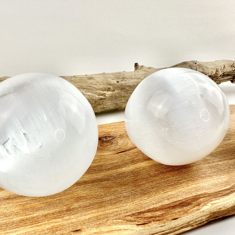 Selenit Kugle 