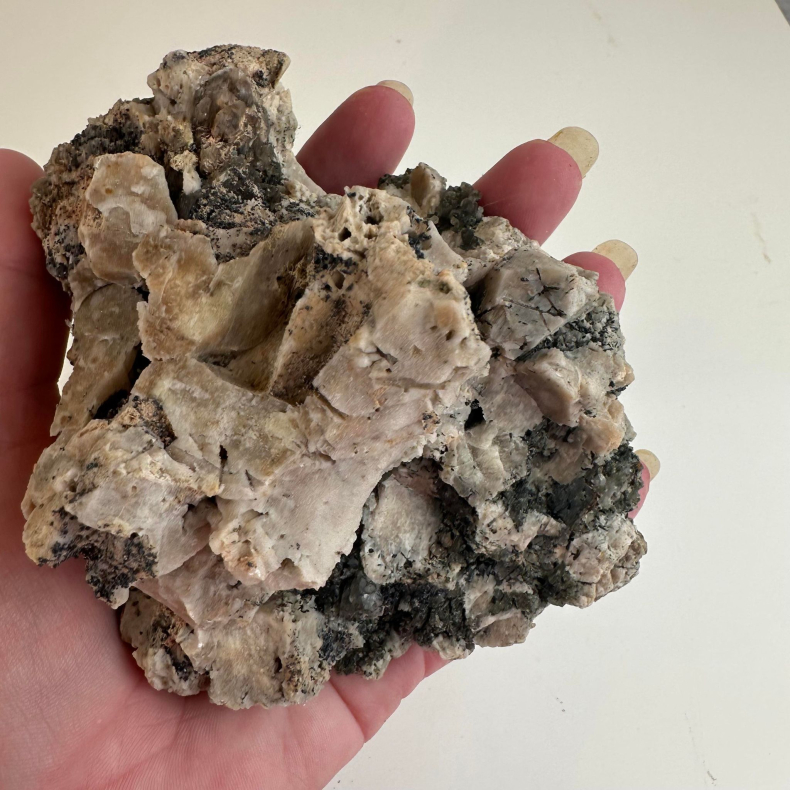 Rgkvarts, Aegirine, Chalcocit, Pegmatit og Calcit, Klynge 