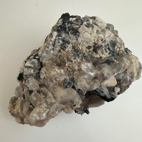 Rgkvarts, Sort Turmali og Feldspal Klynge A