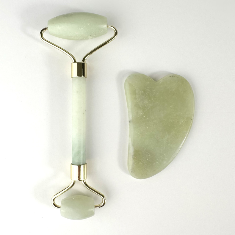 Gua sha/face roller grn jade 