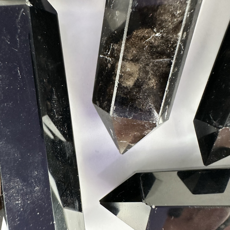 Sort Obsidan, Trn mini 