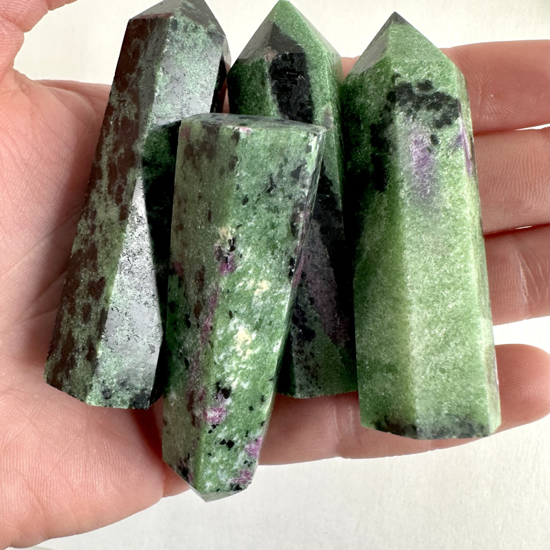 Mini Rubin i Zoisit Trn