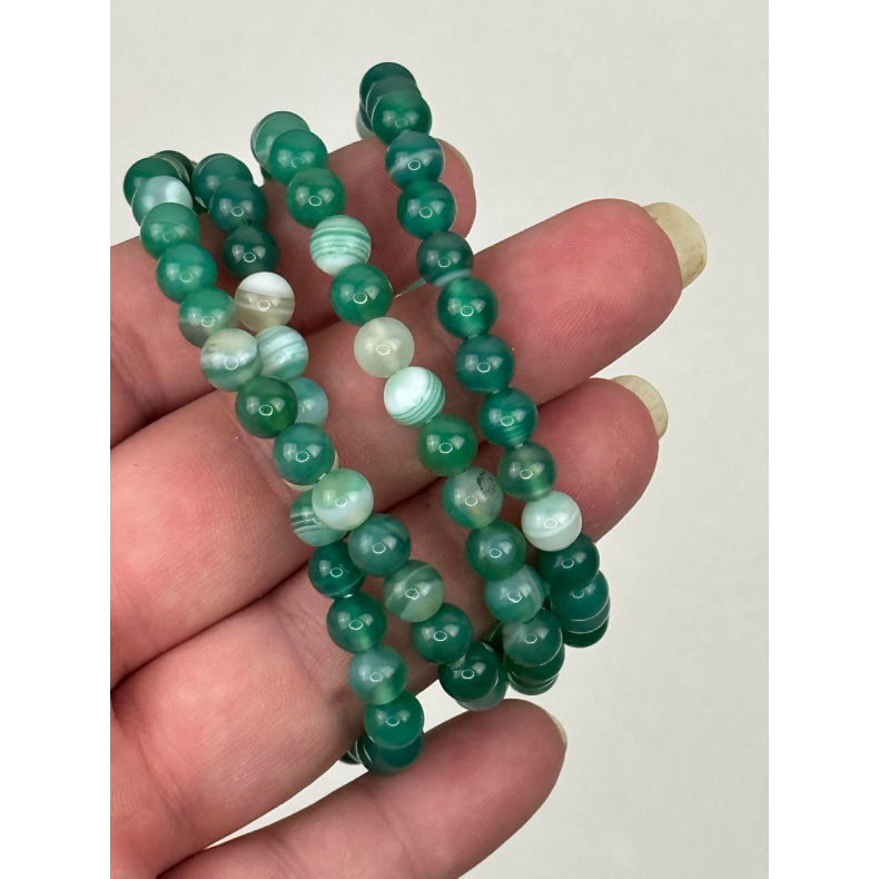 Grn Agat armbnd, 6 mm perler