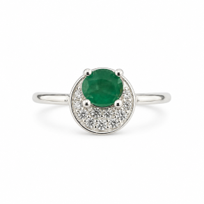 Smaragd sten i s�lv ring 