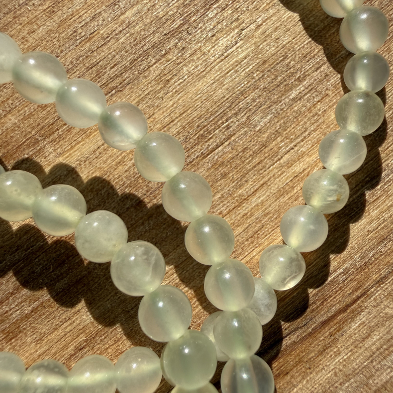 China jade Armb�nd 4mm 