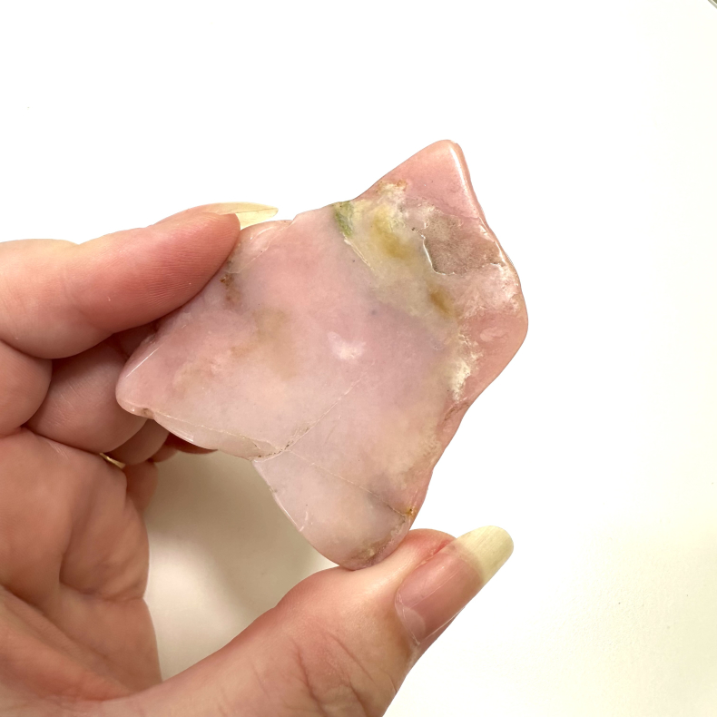 Pink Opal, Skiver 
