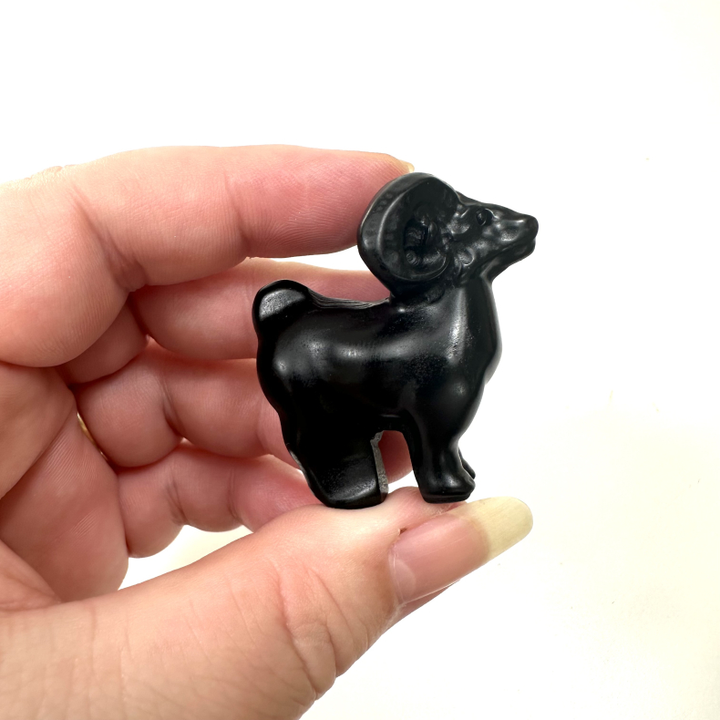 Sort Obsidian, Vdder 