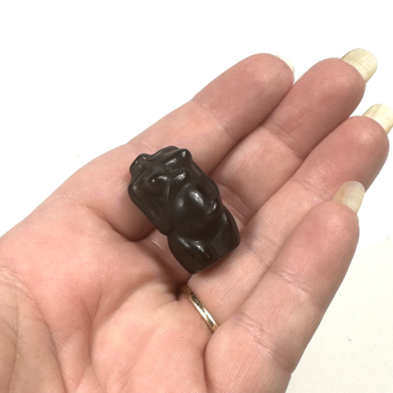 Sort Obsidian, Gravid Kvindekrop 