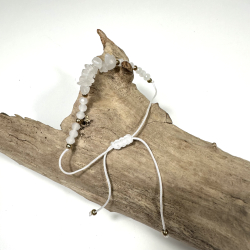 Bjergkrystal armbnd, med chips og snor 