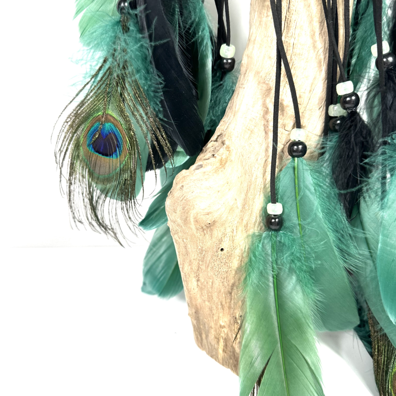 Drmmefanger m. pfugle og grnne fjer 