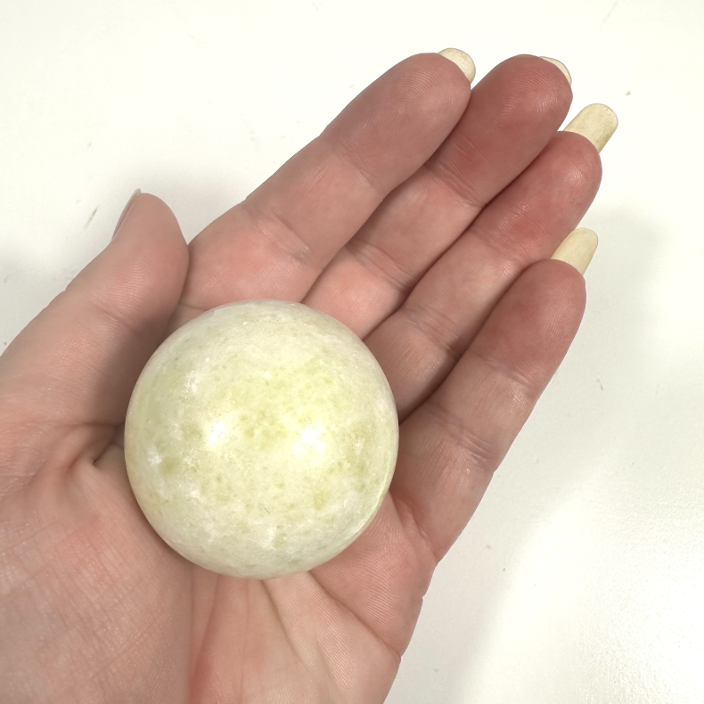 Lysegrn Jade, kugle 