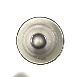 Krus m gr farve inden i