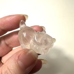 Bjergkrystal, stende kat 