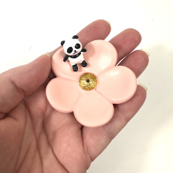 Rgelsesholder med panda i blomst 