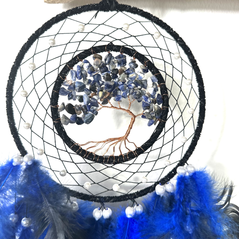 Sodalit i bl drmmefanger 