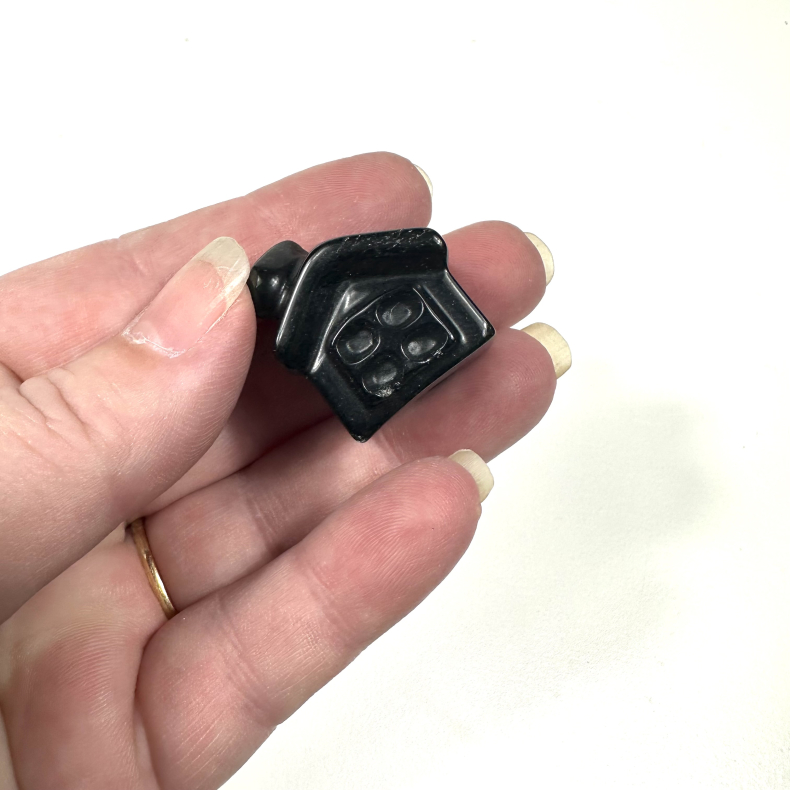 Sort Obsidian, lille hus 