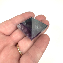 Fluorit pyramider sm 