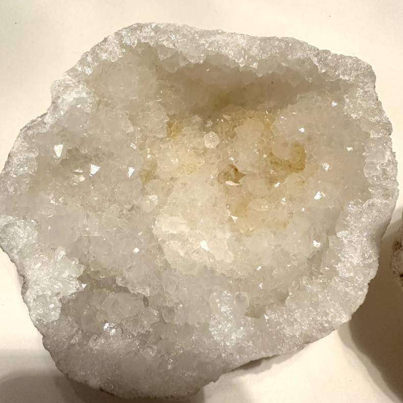 Kvarts Geode, small