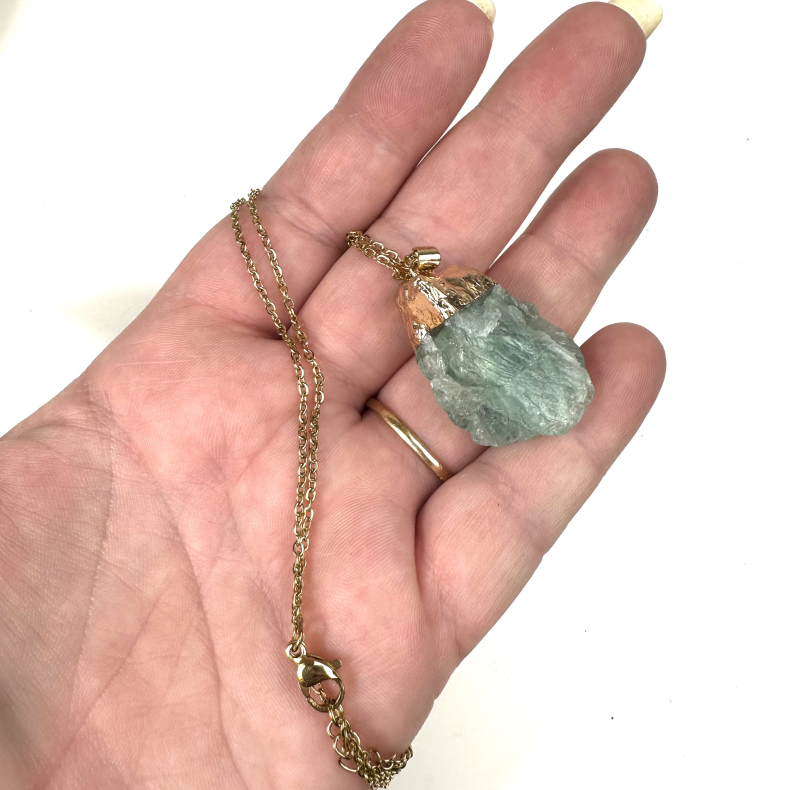 Fluorit vedhng, r med kde 