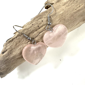 Rosakvarts hjerte, �reringe 