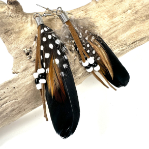 Sort fjer, �reringe 