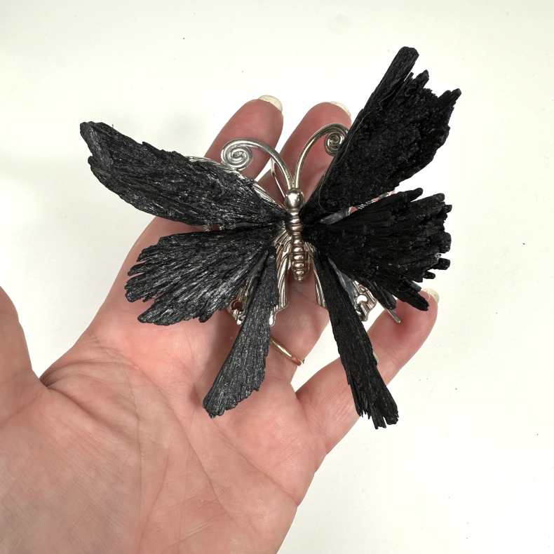 Sort Turmalin sommerfugl 