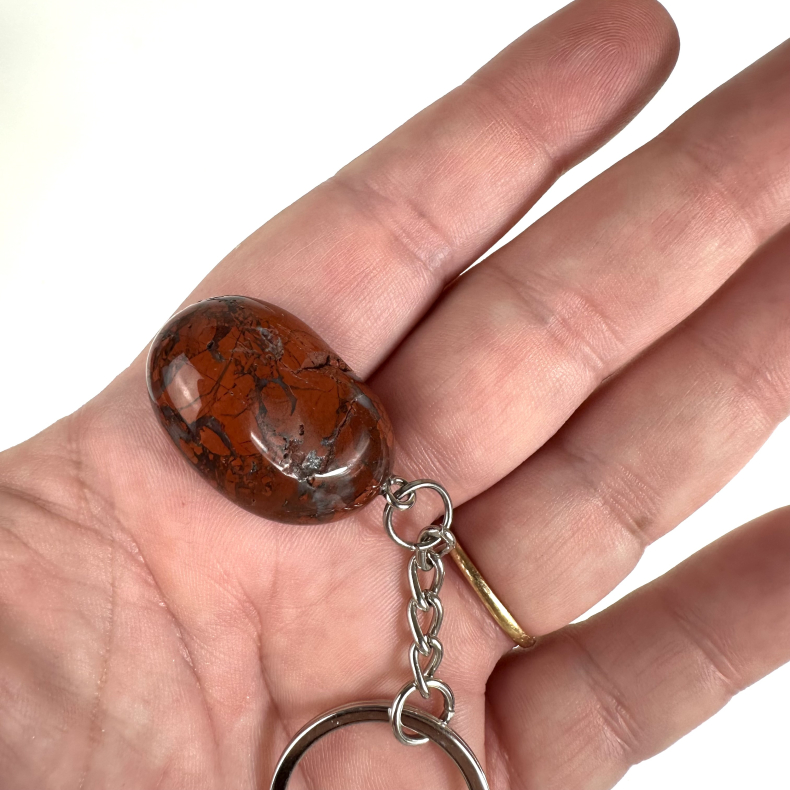 Nglering m. Rd jaspis 