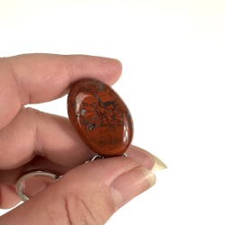 Nglering m. Rd jaspis 