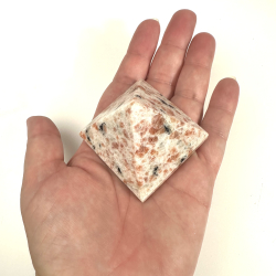 Solsten m. Turmalin pyramide 