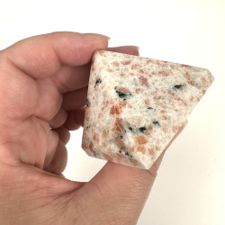 Solsten m. Turmalin pyramide 