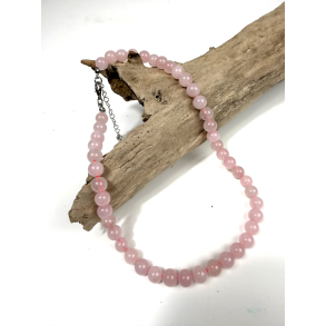 Rosakvarts halsk�de 