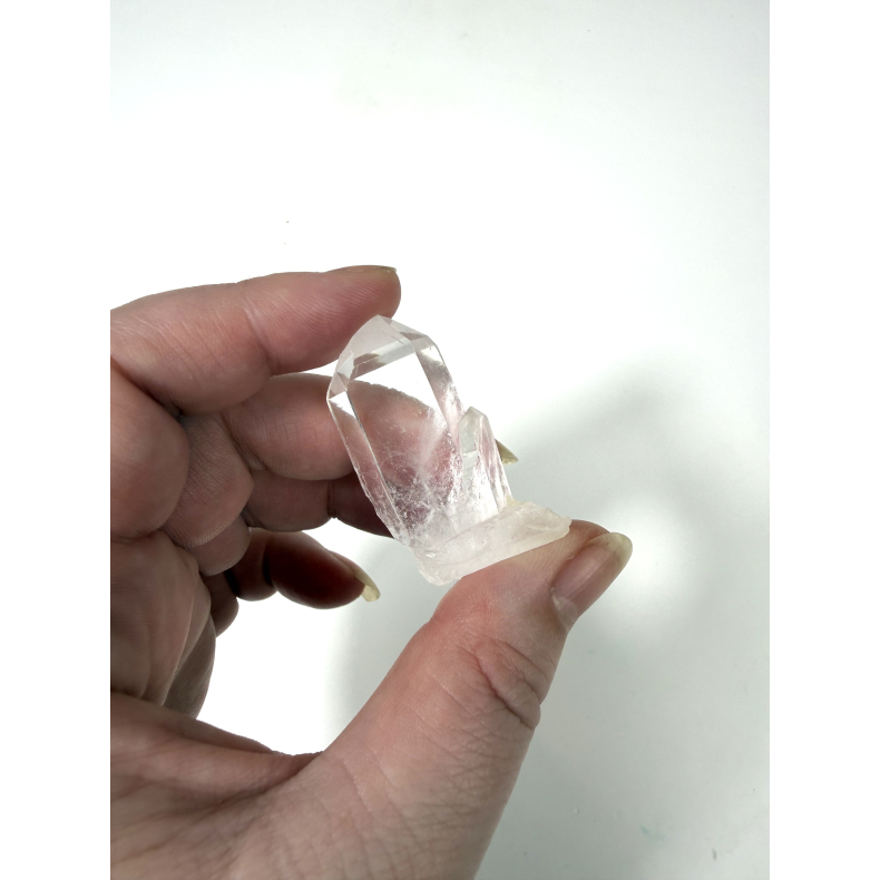 Bjergkrystal klynger sm� 