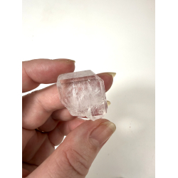 Bjergkrystal klynger sm� 