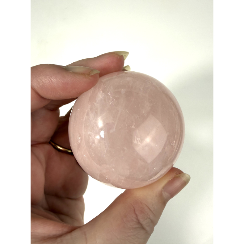 Rosakvarts kugle V