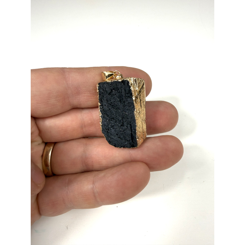 Sort Turmalin r� vedh�ng 