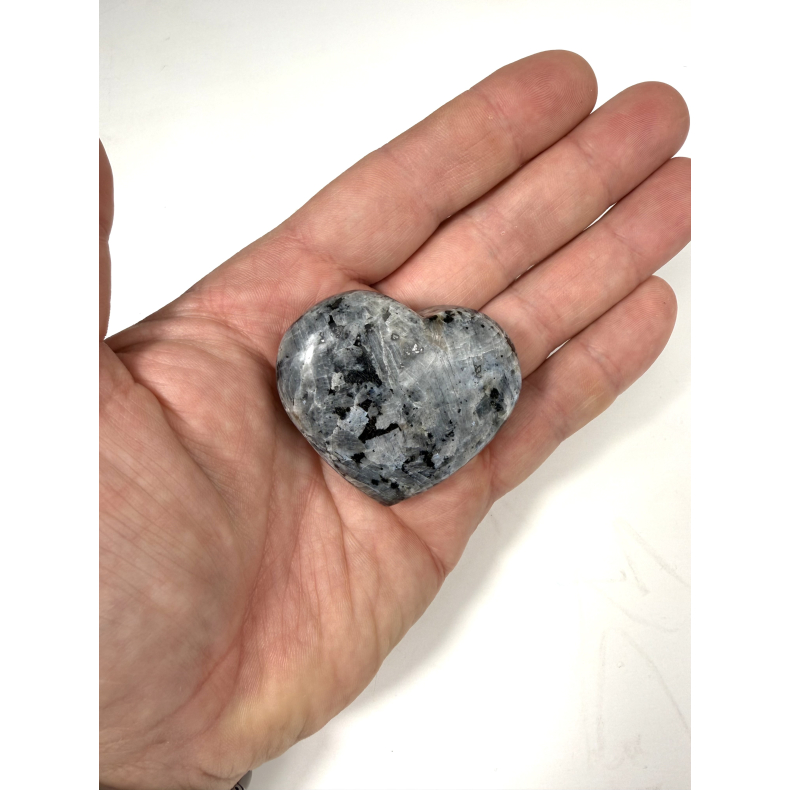 Larvikit/ bl� m�nesten hjerte A