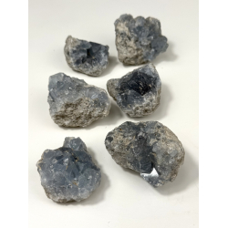 Celestit klynger sm� 