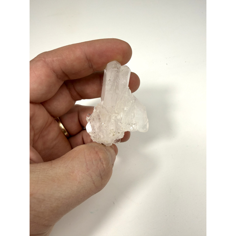 Bjergkrystal klynger asos 2