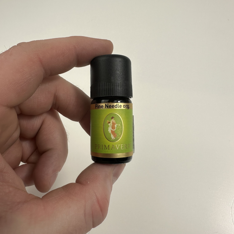 terisk olie, Pine needle