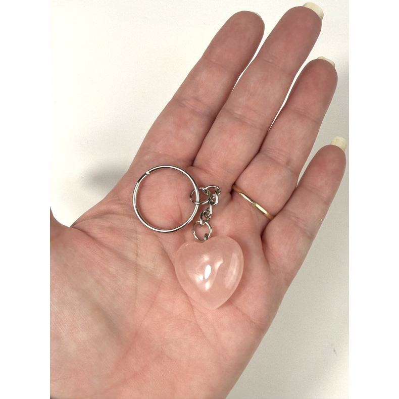 Rosakvarts hjerte n�glering 