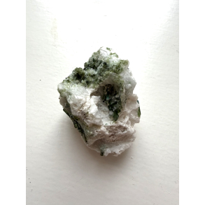 Gr�n Turmalin i kvarts B 