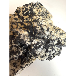 Sort Turmalin i kvarts F 